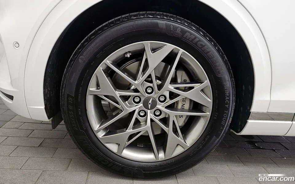 Genesis GV70 2.5T 2WD 2022 — миниатюра 5