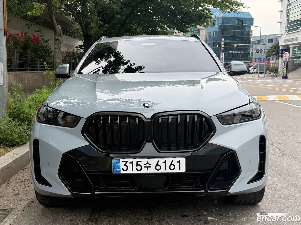 BMW X6 xDrive40d M 2025 — thumbnail 4