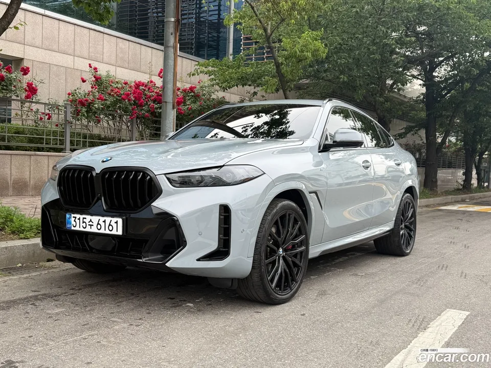 BMW X6 xDrive40d M 2025 — photo 1, buy with delivery to Moscow