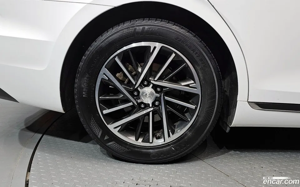 Hyundai Grandeur IG 3.0 LPi () 2022 — миниатюра 2