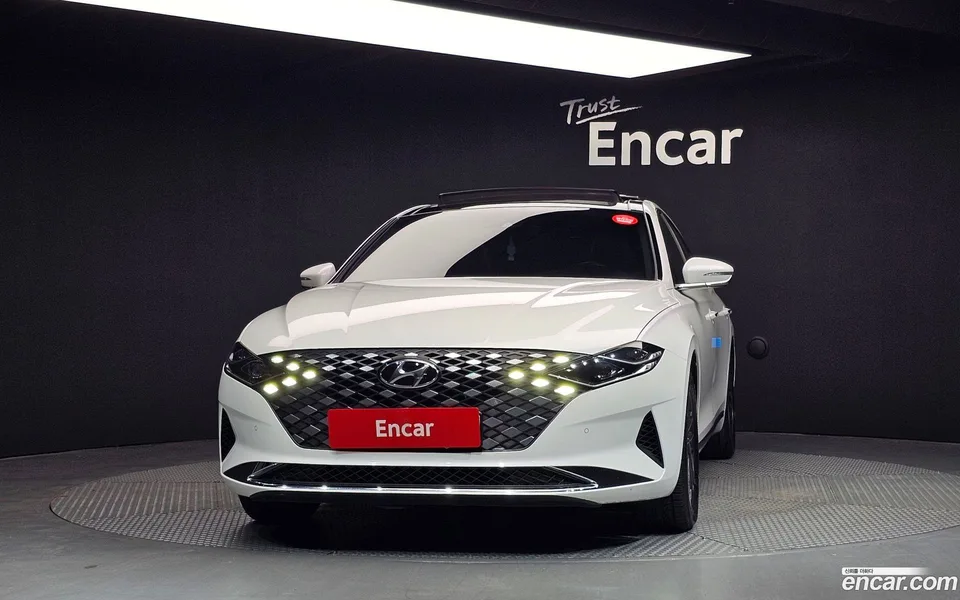 Hyundai Grandeur IG 3.0 LPi () 2022 — миниатюра 3
