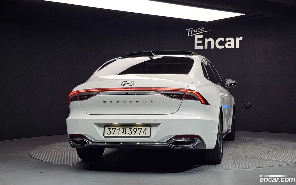Hyundai Grandeur IG 3.0 LPi () 2022 — миниатюра 4