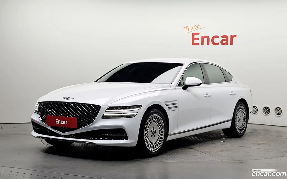 Genesis G80 2.5 2WD 2022 — photo 1, buy with delivery to Moscow