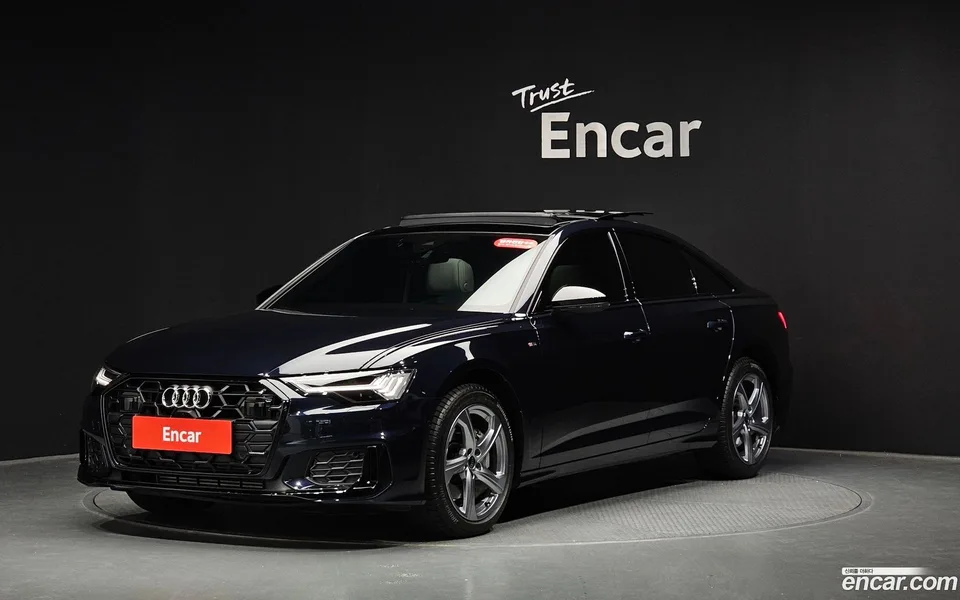 Audi A6 45 TFSI 2025 — photo 1, buy with delivery to Moscow