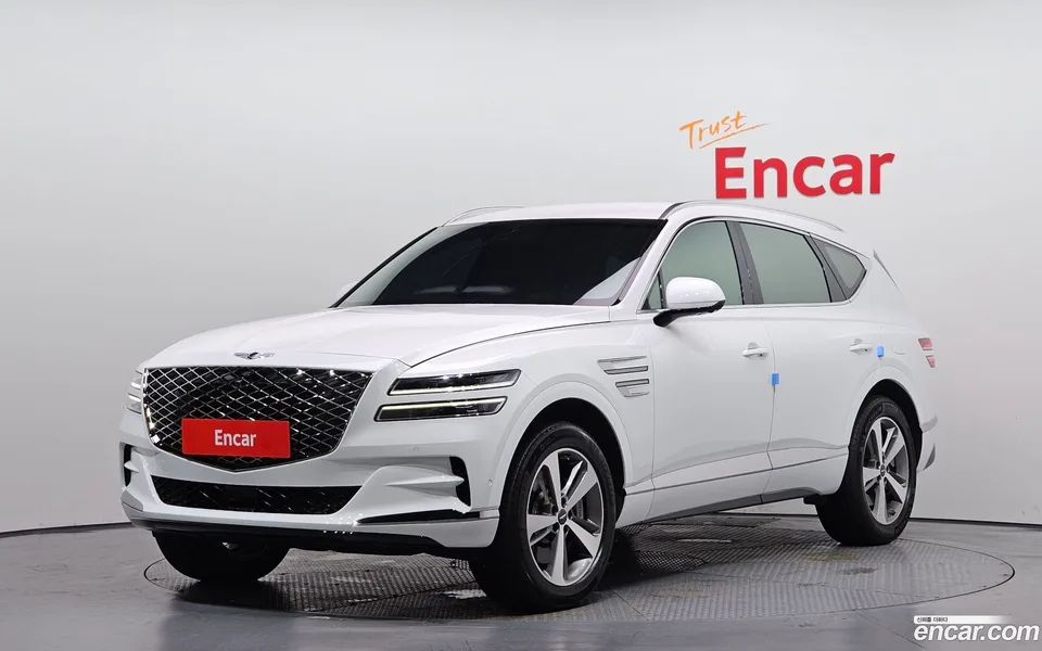 Genesis GV80 2.5T AWD 2023 — photo 1, buy with delivery to Moscow