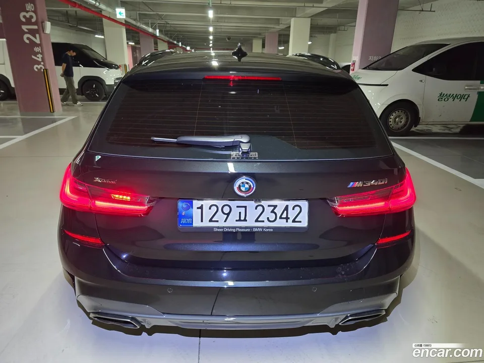 BMW 3 Series M340i xDrive 2022 — thumbnail 2