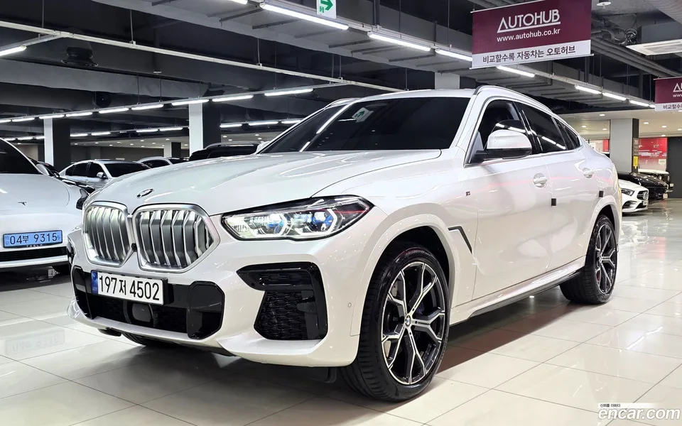 BMW X6 xDrive30d M 2022 — photo 1, buy with delivery to Moscow