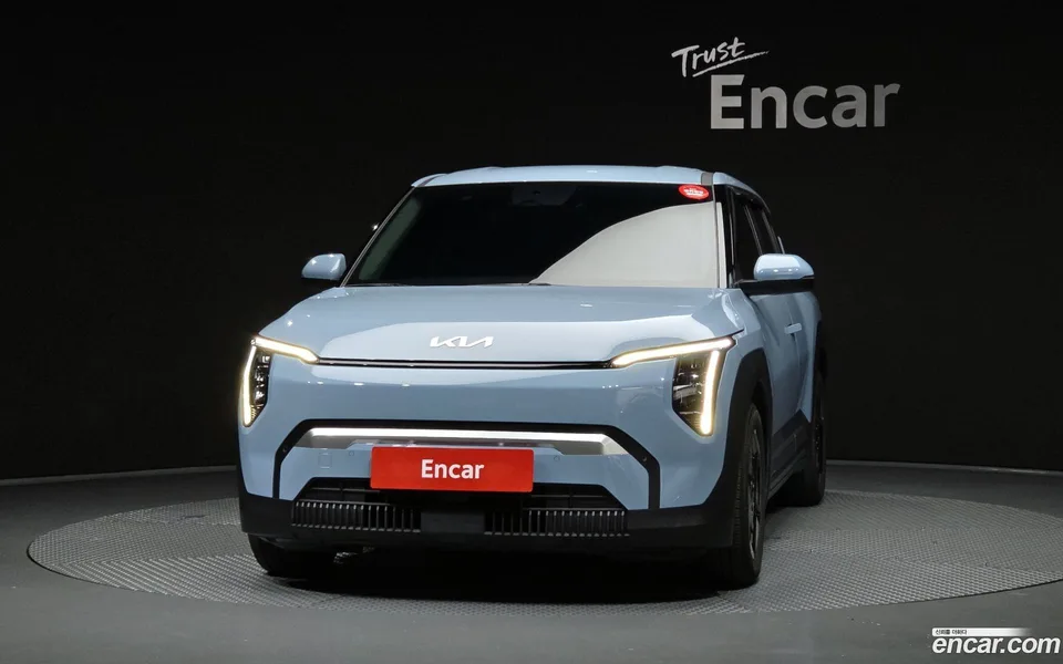 Kia EV3 2WD 2025 — thumbnail 3
