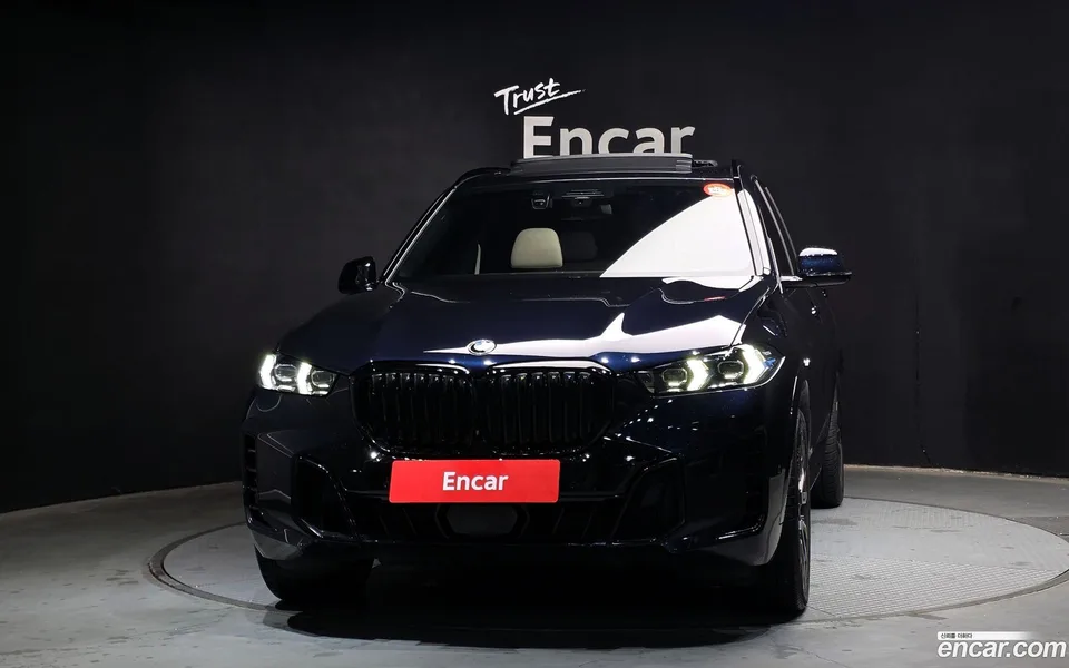 BMW X5 xDrive 40i M 2025 — thumbnail 3