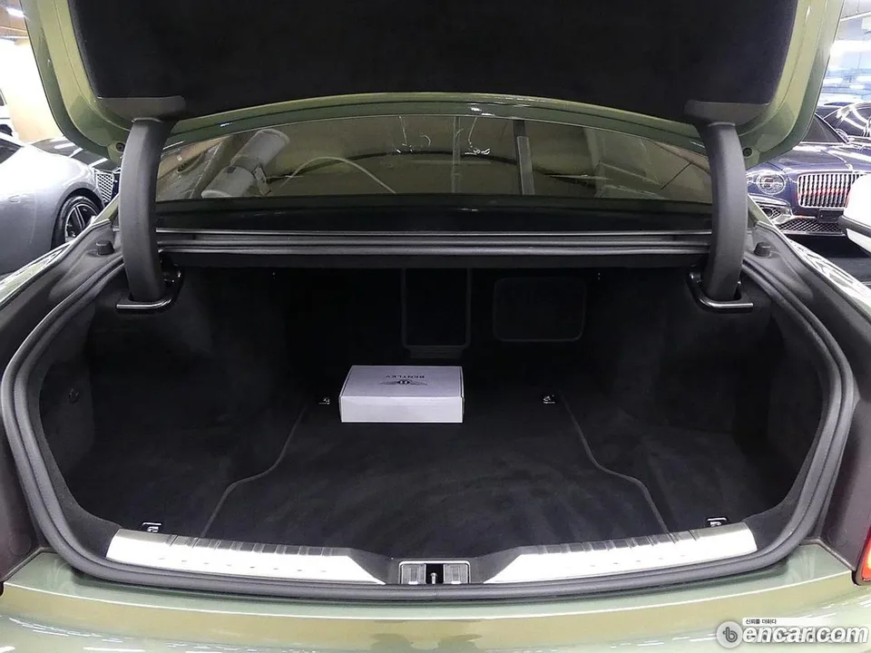 Bentley Flying Spur 4.0 2022 — thumbnail 4