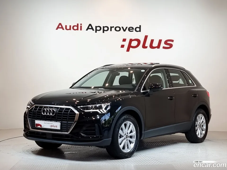 Audi Q3 40 TFSI 2025 — photo 1, buy with delivery to Moscow