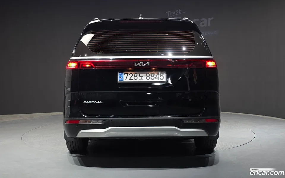 Kia Carnival 11 2022 — thumbnail 4