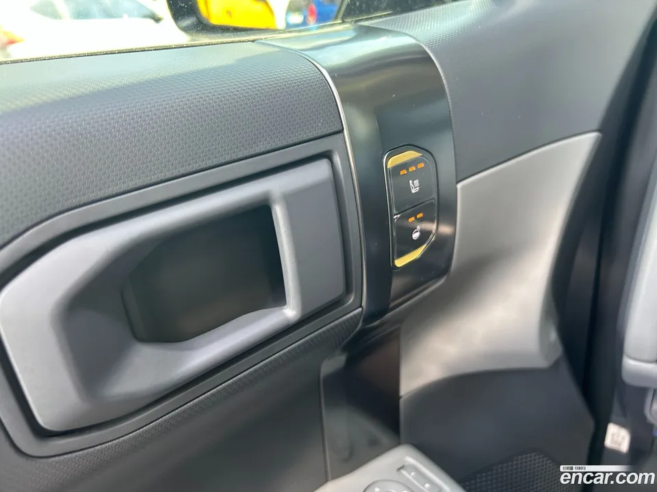 Kia EV3 2WD 2025 — thumbnail 4