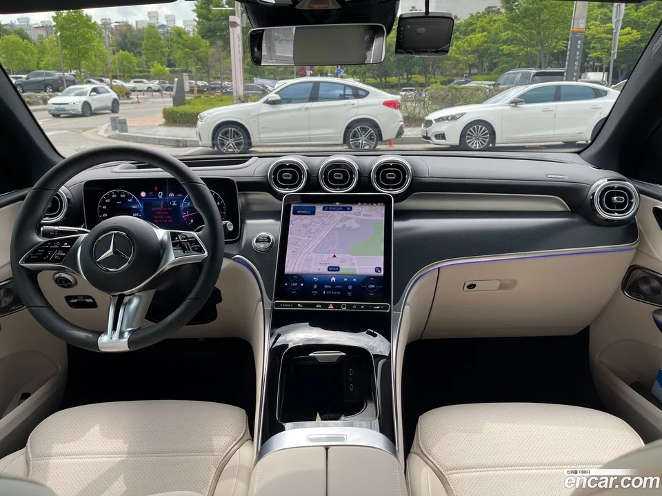 Mercedes-Benz GLC-Class GLC300 4MATIC 2026 — миниатюра 3