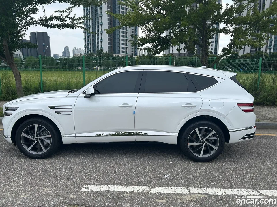 Genesis GV80 2.5T 2WD 2025 — thumbnail 3