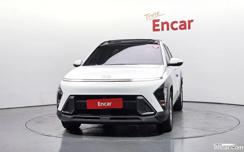 Hyundai Kona Hybrid 2023 — thumbnail 3