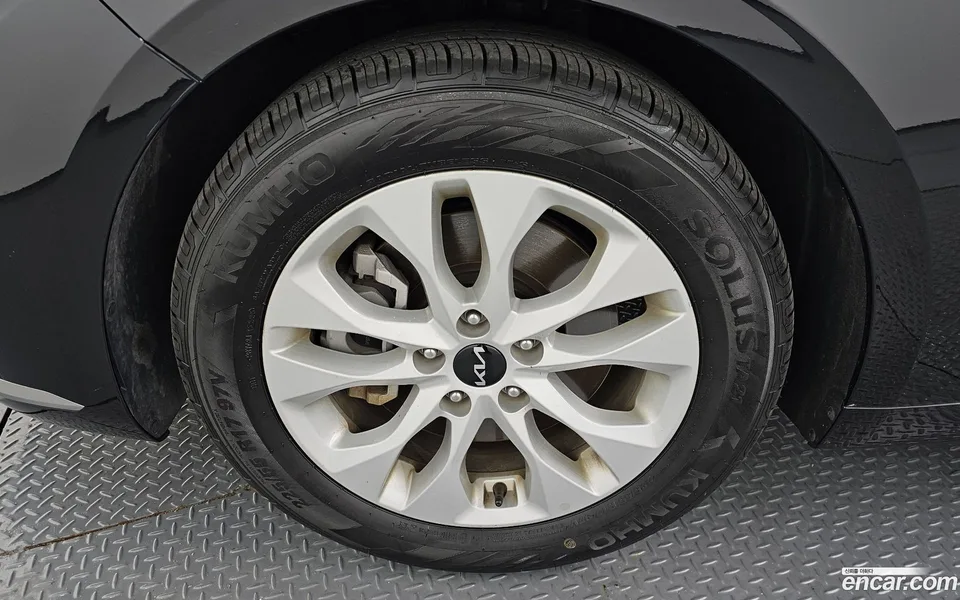 Kia K8 2.5 2WD 2023 — thumbnail 2
