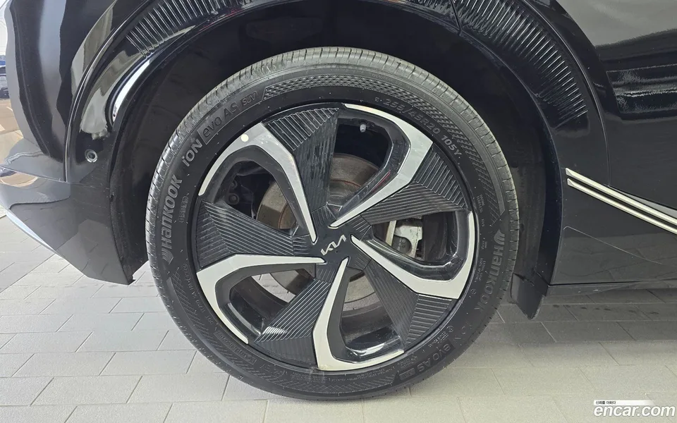 Kia EV6 2022 — thumbnail 2