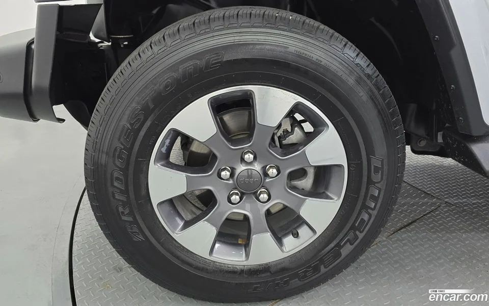 Jeep Wrangler 2.0 4 2022 — thumbnail 5