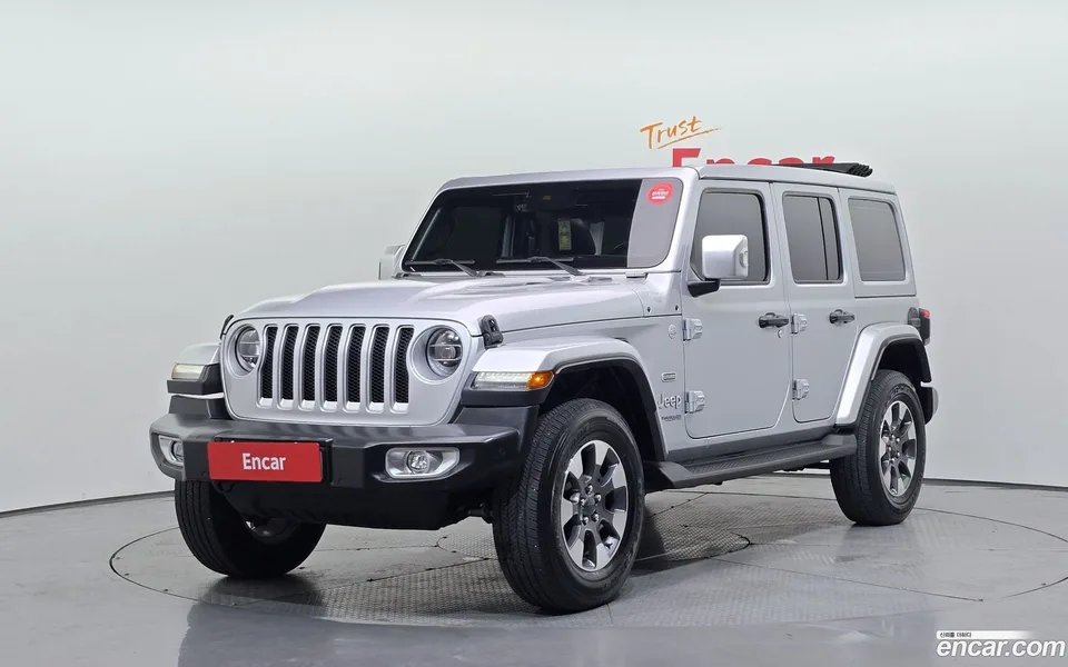 Jeep Wrangler 2.0 4 2022 — photo 1, buy with delivery to Moscow