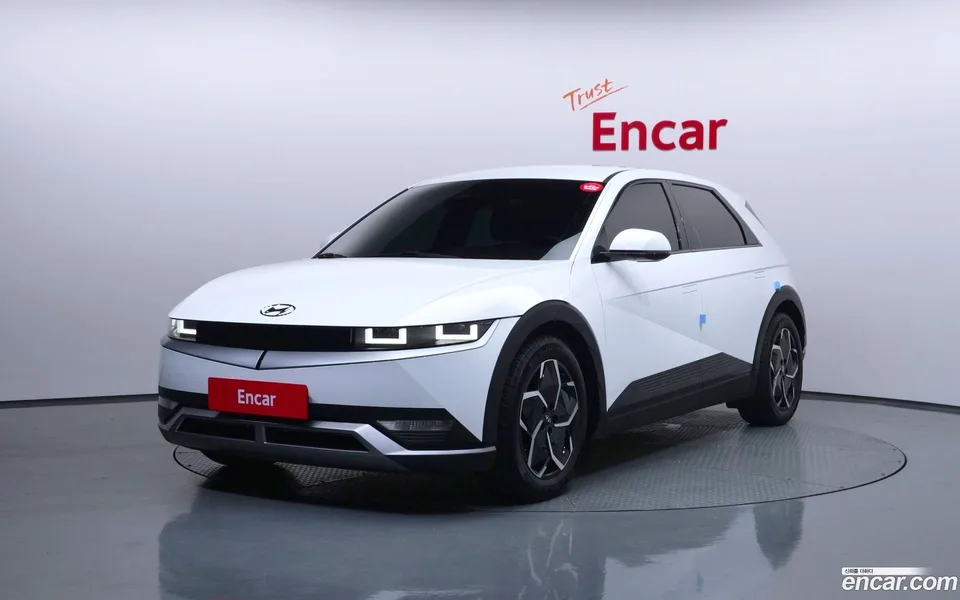 Hyundai Ioniq 5 2022 — photo 1, buy with delivery to Moscow