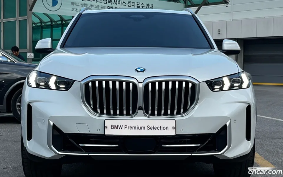 BMW X5 xDrive 40i xLine 2025 — thumbnail 3