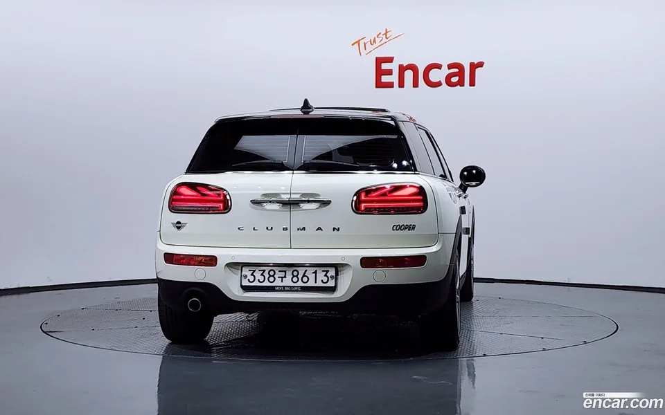 MINI Cooper Clubman 2022 — миниатюра 4