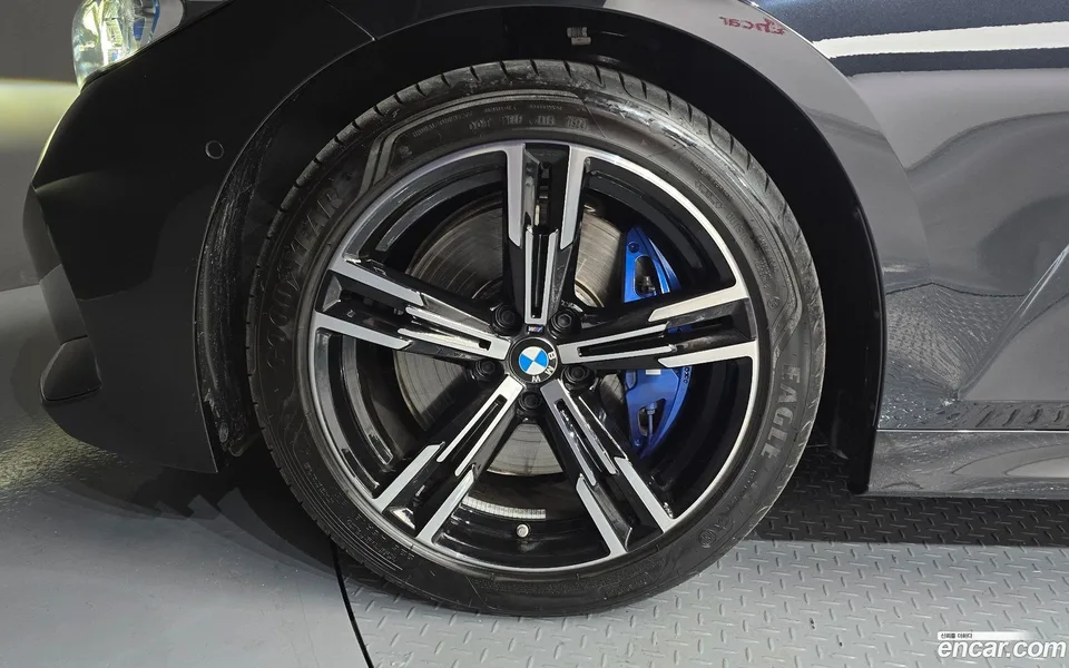 BMW 3 Series 320d M 2024 — thumbnail 5