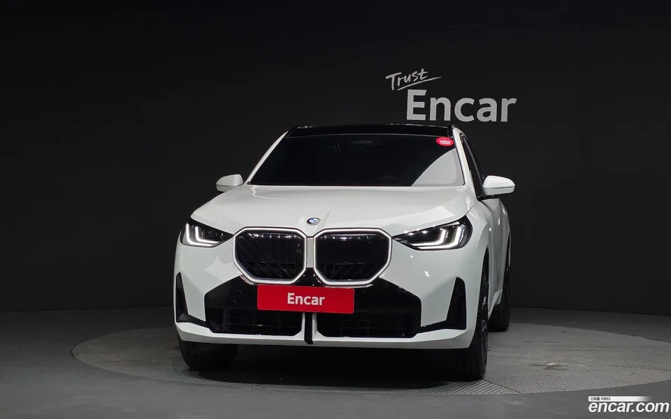 BMW X3 xDrive 20 M 2025 — thumbnail 3