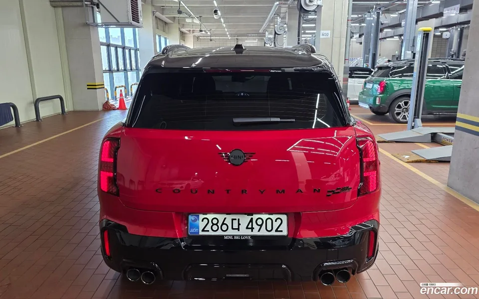 MINI Cooper S Countryman ALL4 JCW 2025 — thumbnail 4