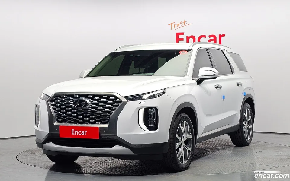 Hyundai Palisade 2.2 2WD 2022 — photo 1, buy with delivery to Moscow