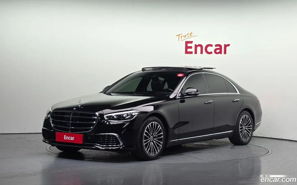 Mercedes-Benz S-Class S350 d 2022 — photo 1, buy with delivery to Moscow