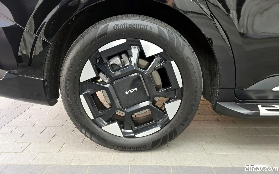 Kia Carnival HEV 7 () 2024 — thumbnail 5