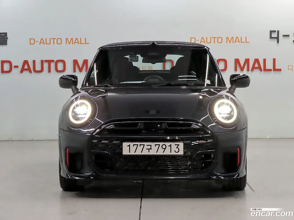 MINI Cooper S Convertible JCW 2025 — thumbnail 3