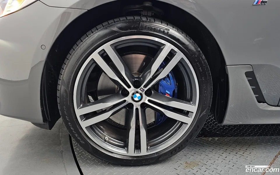 BMW 6 Series GT 630i xDrive M 2022 — миниатюра 5
