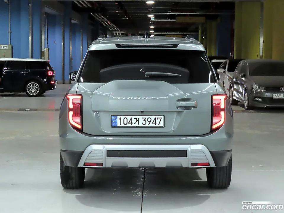 KG Mobility Torres 1.5 2WD 2023 — thumbnail 3