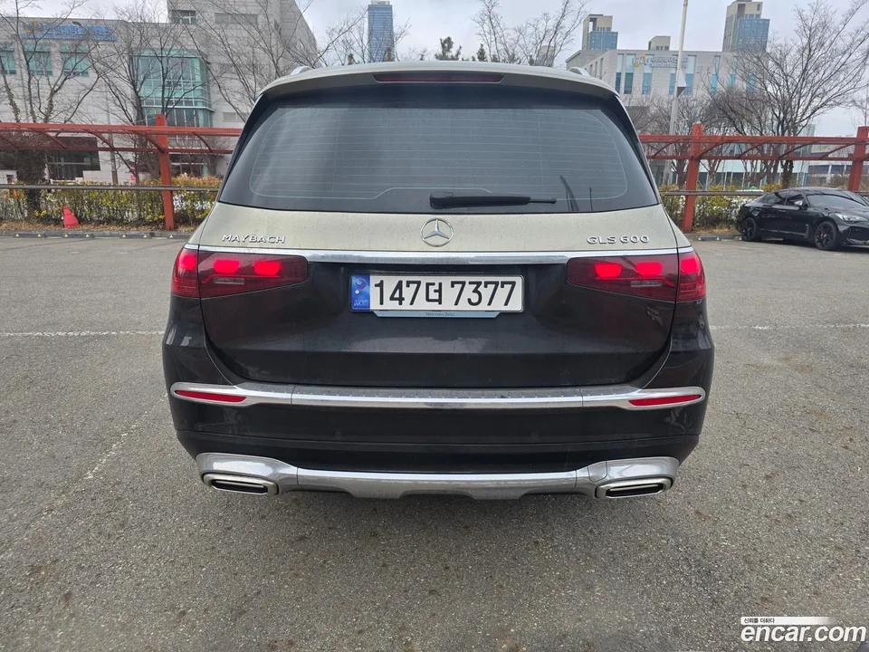 Mercedes-Benz GLS-Class GLS600 4MATIC 2025 — thumbnail 4