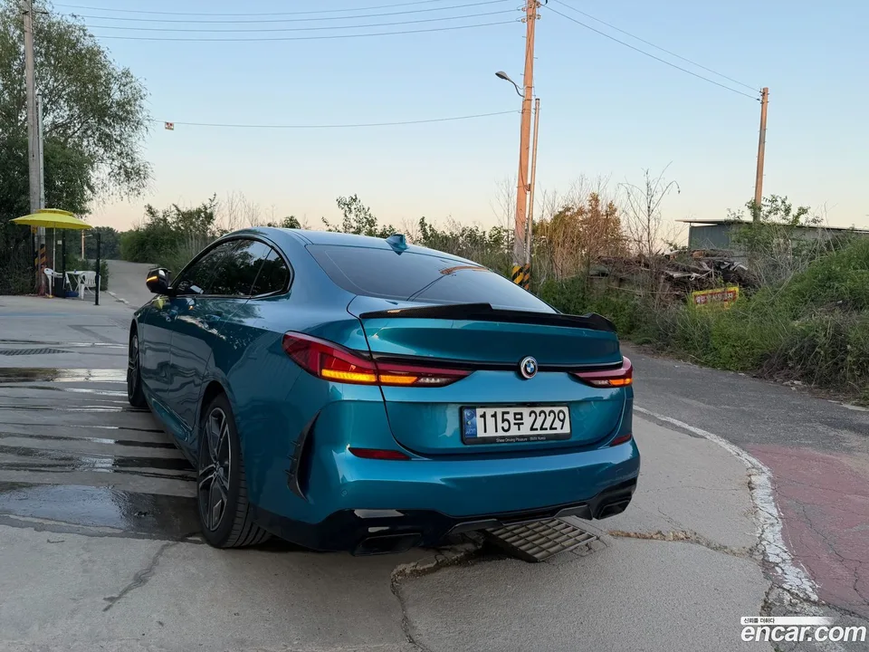 BMW 2 Series Gran Coupe 220i M 2022 — thumbnail 5