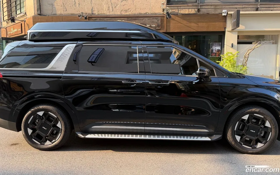 Kia Carnival HEV 9 2025 — thumbnail 2