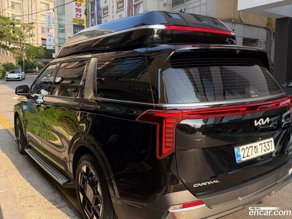 Kia Carnival HEV 9 2025 — thumbnail 4