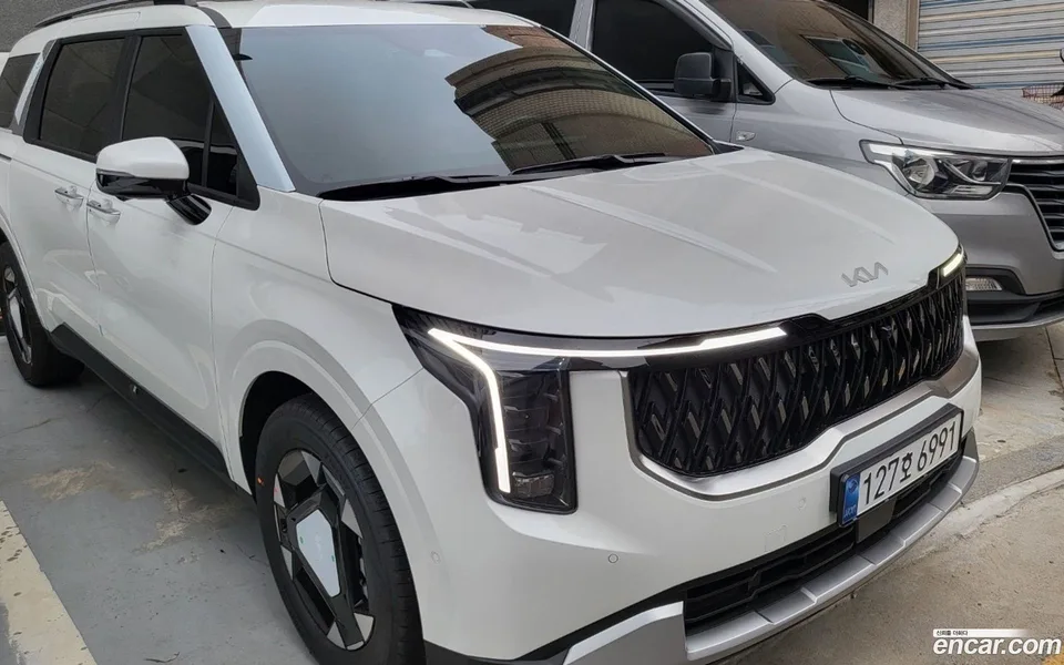 Kia Carnival HEV 9 2026 — thumbnail 3