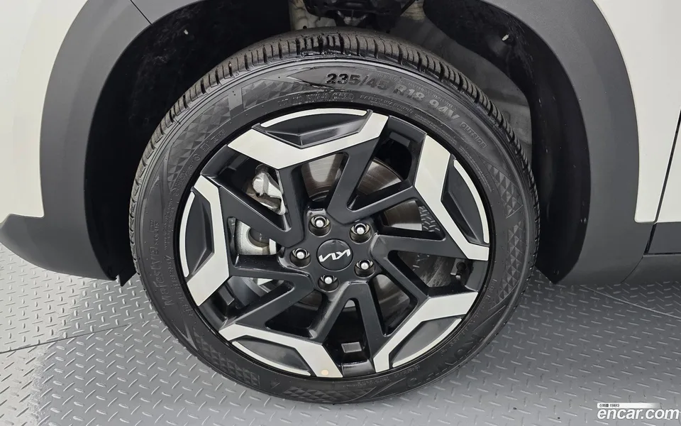 Kia Seltos 1.6 2WD 2025 — thumbnail 2