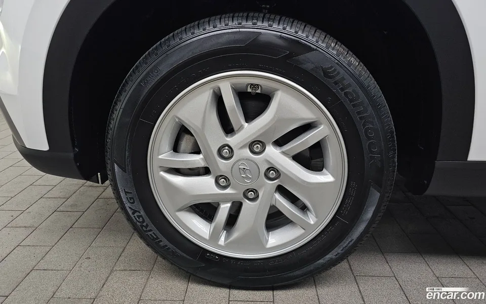 Hyundai Venue 1.6 2024 — thumbnail 2