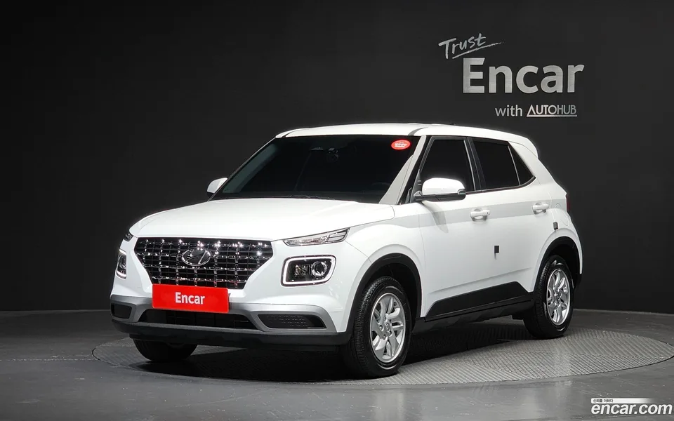 Hyundai Venue 1.6 2024 — photo 1, buy with delivery to Moscow