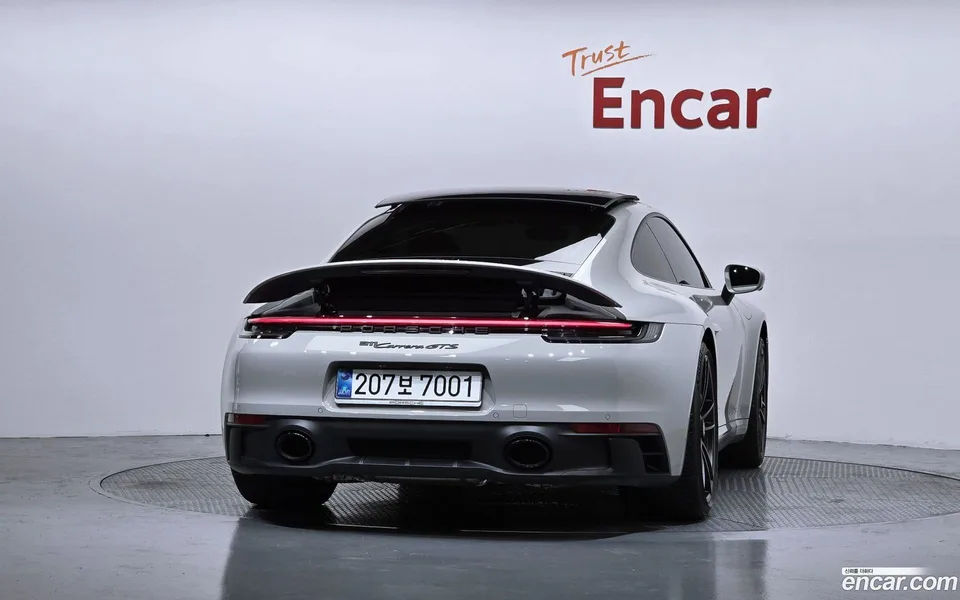 Porsche 911 (992) GTS 2024 — thumbnail 4