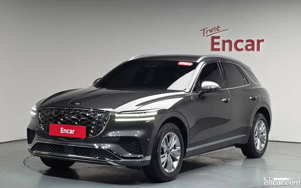 Genesis GV70 2.5T 2WD 2025 — photo 1, buy with delivery to Moscow