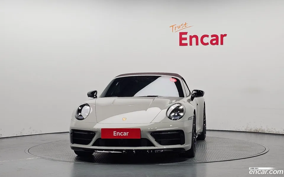 Porsche 911 (992) 4 GTS 2023 — thumbnail 3