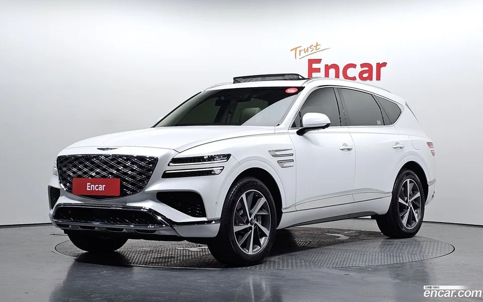 Genesis GV80 2.5T AWD 2024 — photo 1, buy with delivery to Moscow
