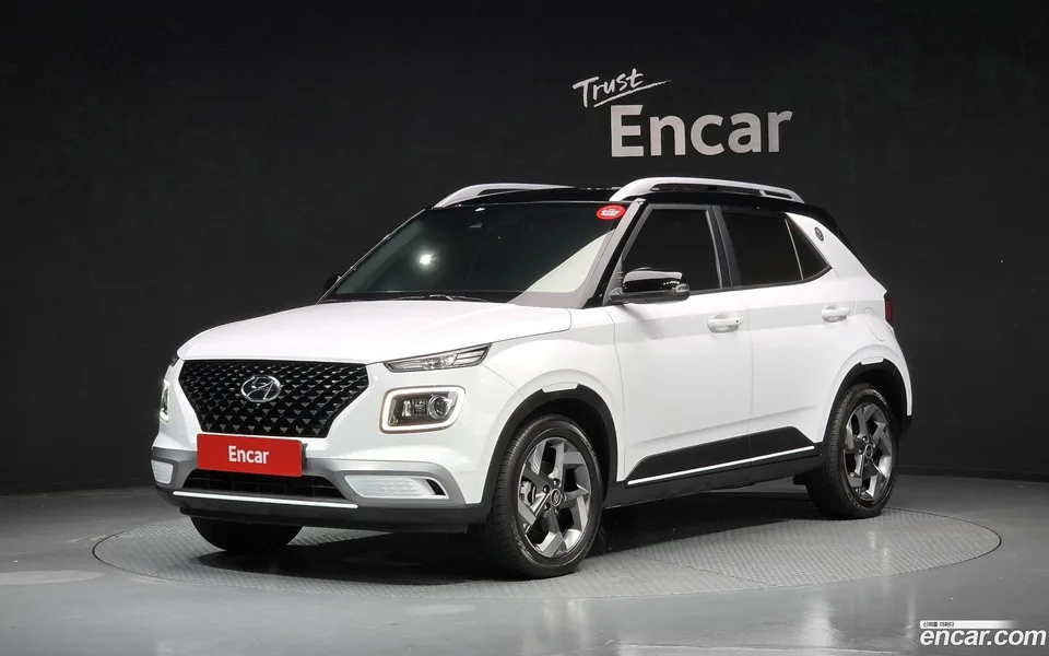 Hyundai Venue 1.6 2022 — photo 1, buy with delivery to Moscow