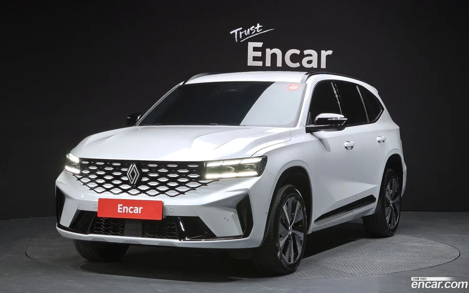 Renault Samsung Grand Koleos 1.5 E-TECH 2WD 2025 — photo 1, buy with delivery to Moscow